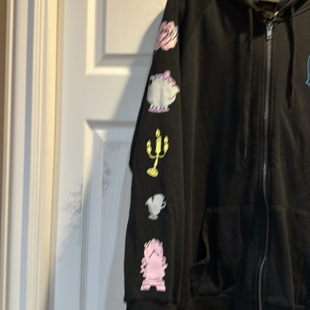 Torrid Disney Princess Belle Beauty and The Beast Hoodie Sweatshirt 2X - Picture 8 of 9